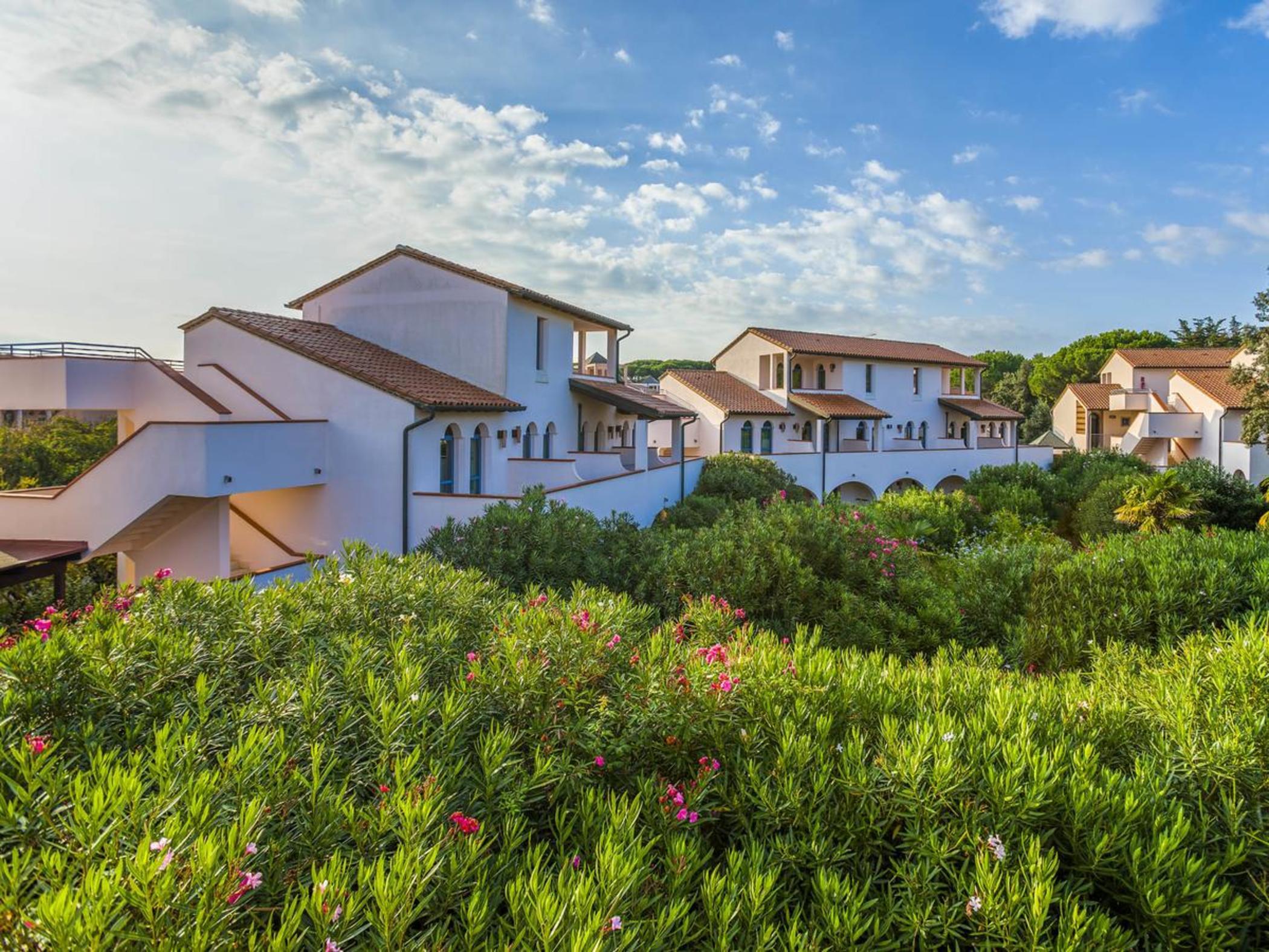 Garden Toscana Resort San Vincenzo Exterior photo